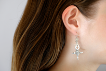 Lade das Bild in den Galerie-Viewer, Tuareg Schmuck Kreuz von Agadez Ohrring